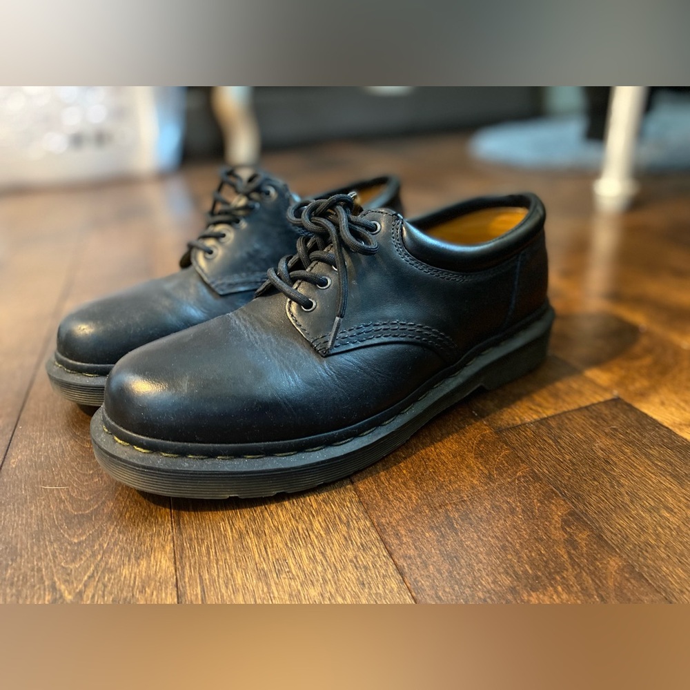 Dr. Martens 11849 Lace-up Oxford Shoe